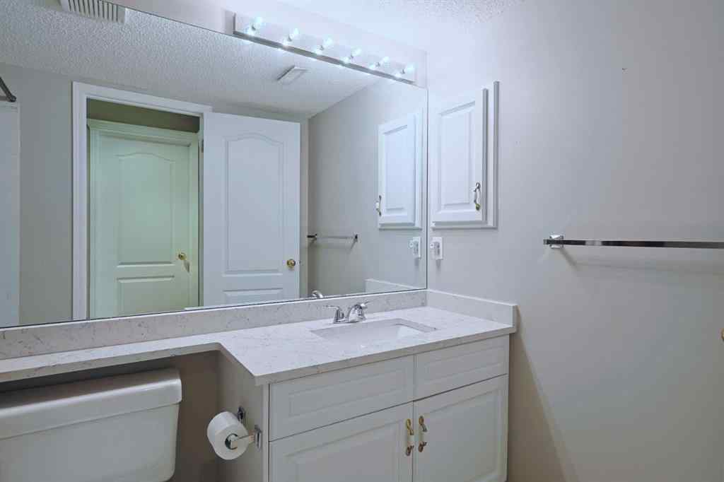 MLS&reg; # A2269283 - 220 Silver Creek Mews NW in Silver Springs Calgary, Residential Open Houses