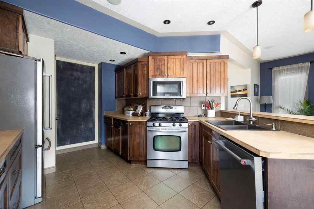 MLS&reg; # A2269285 - 138 Mink Lane  in Timberlea Fort McMurray, Residential Open Houses