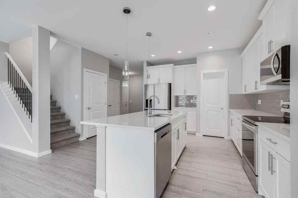 MLS® A2269290 - 511 Bayview Way SW in Bayview Airdrie, Residential