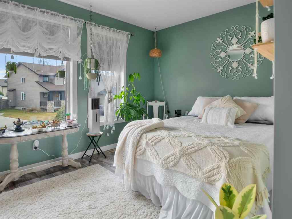 MLS&reg; # A2269293 - 36 Kershaw Close  in Kentwood East Red Deer, Residential Open Houses