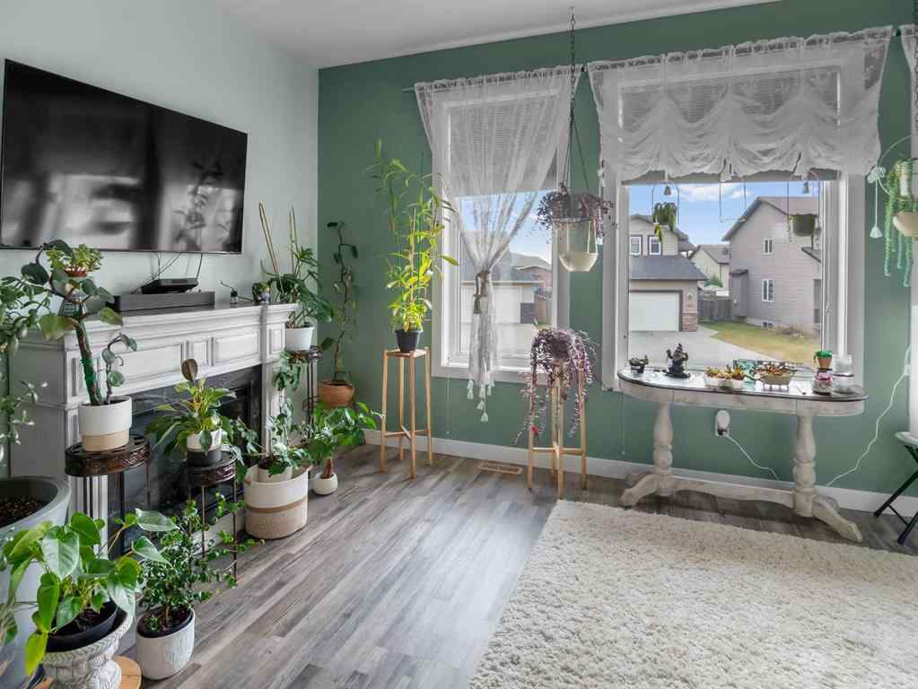 MLS&reg; # A2269293 - 36 Kershaw Close  in Kentwood East Red Deer, Residential Open Houses