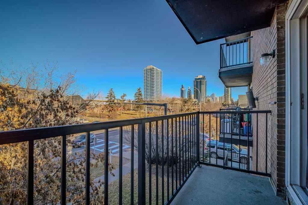 MLS® A2269294 - Unit #32 1703 11 Avenue SW in Sunalta Calgary, Residential