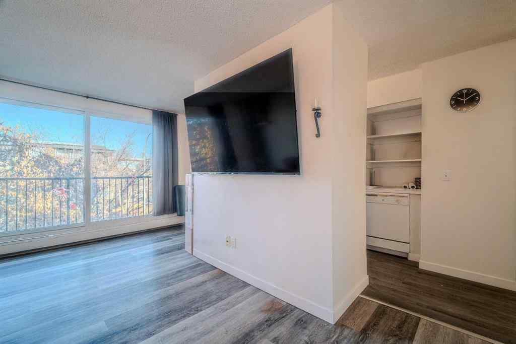 MLS® A2269294 - Unit #32 1703 11 Avenue SW in Sunalta Calgary, Residential