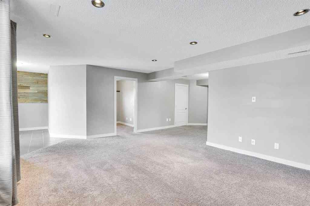 MLS® A2269299 - 208 Sagewood Landing SW in Sagewood Airdrie, Residential