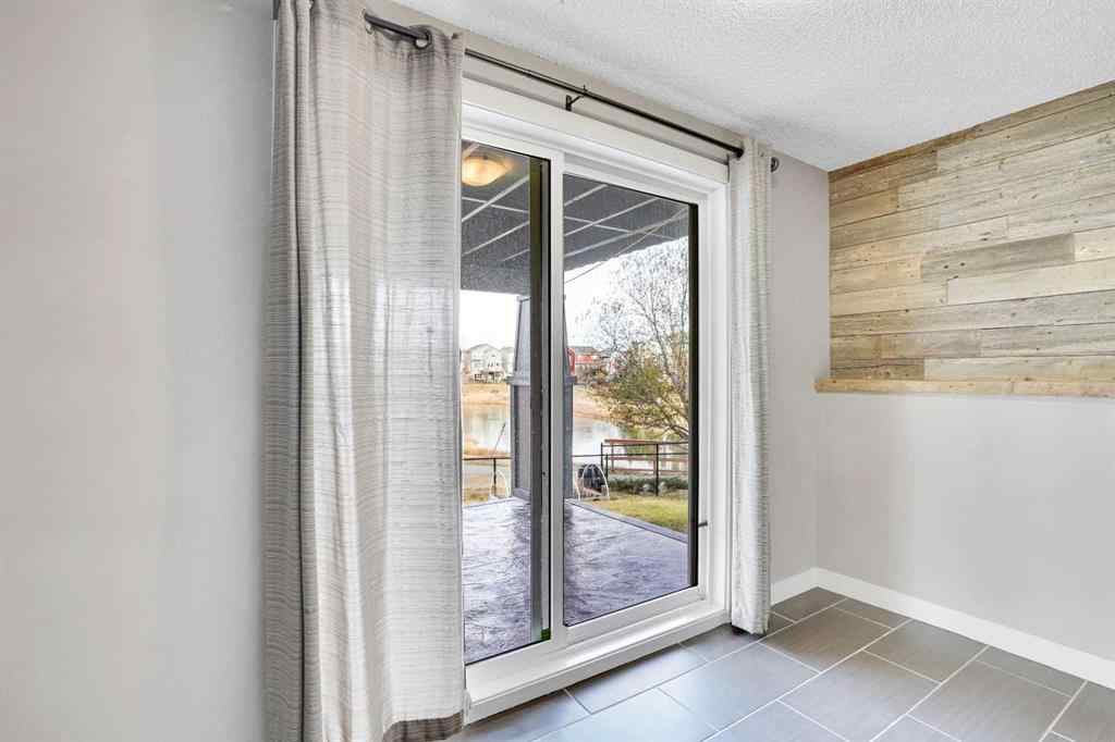 MLS® A2269299 - 208 Sagewood Landing SW in Sagewood Airdrie, Residential