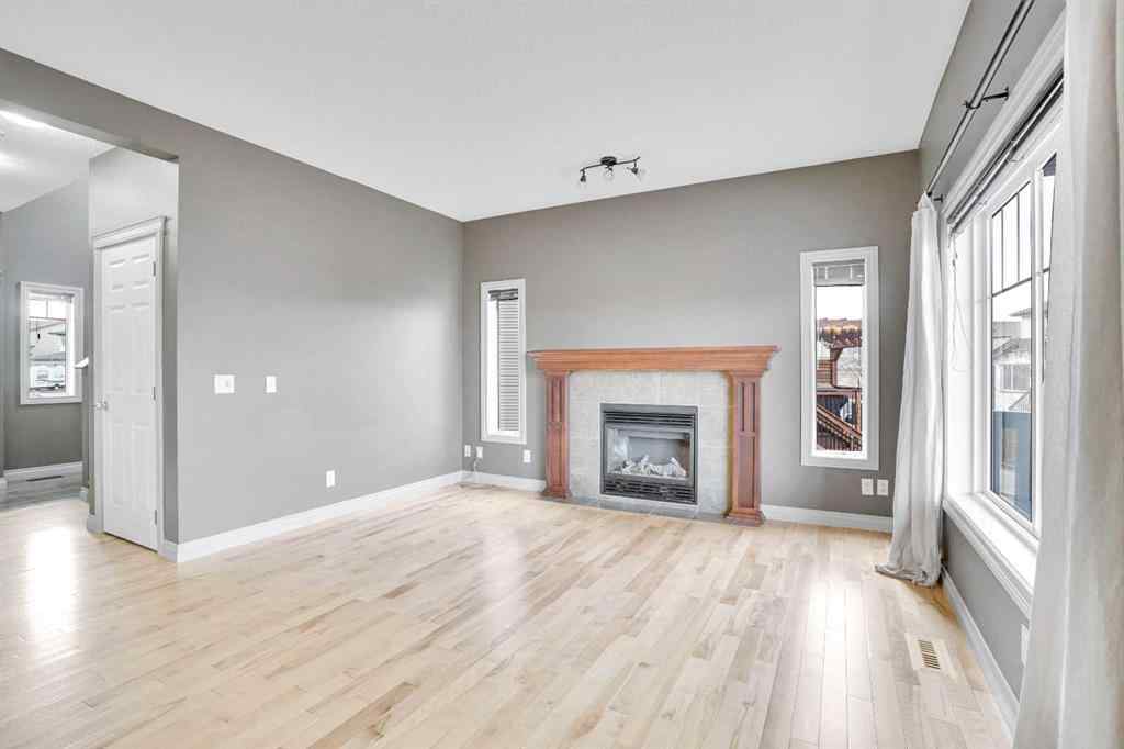 MLS® A2269299 - 208 Sagewood Landing SW in Sagewood Airdrie, Residential