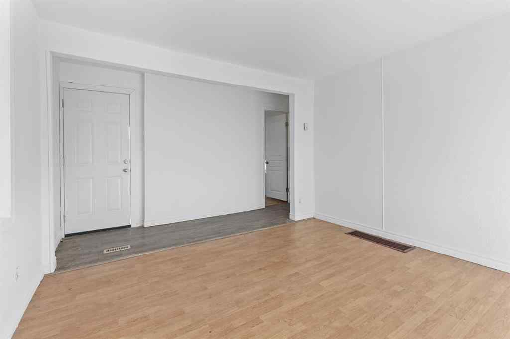 MLS® A2269300 - 2139 5 Avenue N in Westminster Lethbridge, Residential