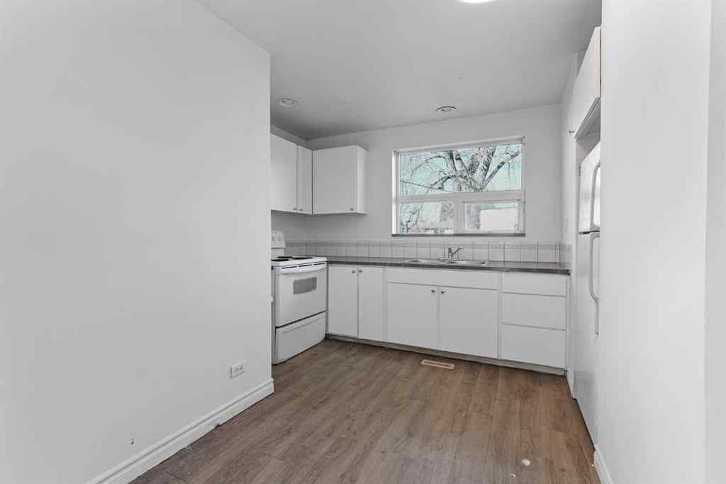 MLS® A2269300 - 2139 5 Avenue N in Westminster Lethbridge, Residential