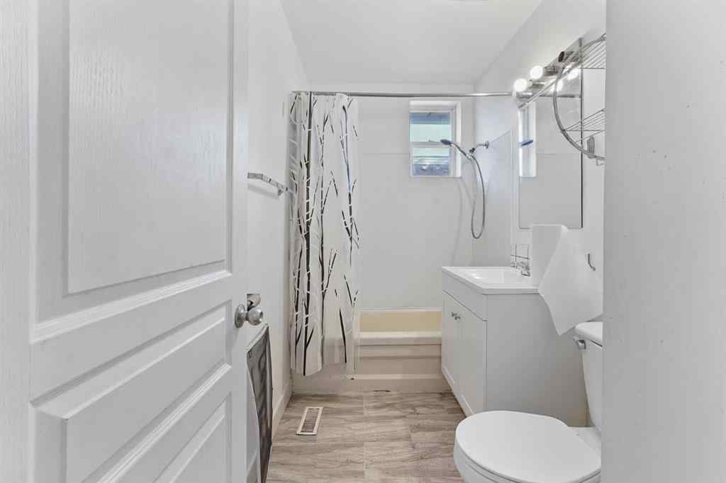 MLS® A2269300 - 2139 5 Avenue N in Westminster Lethbridge, Residential