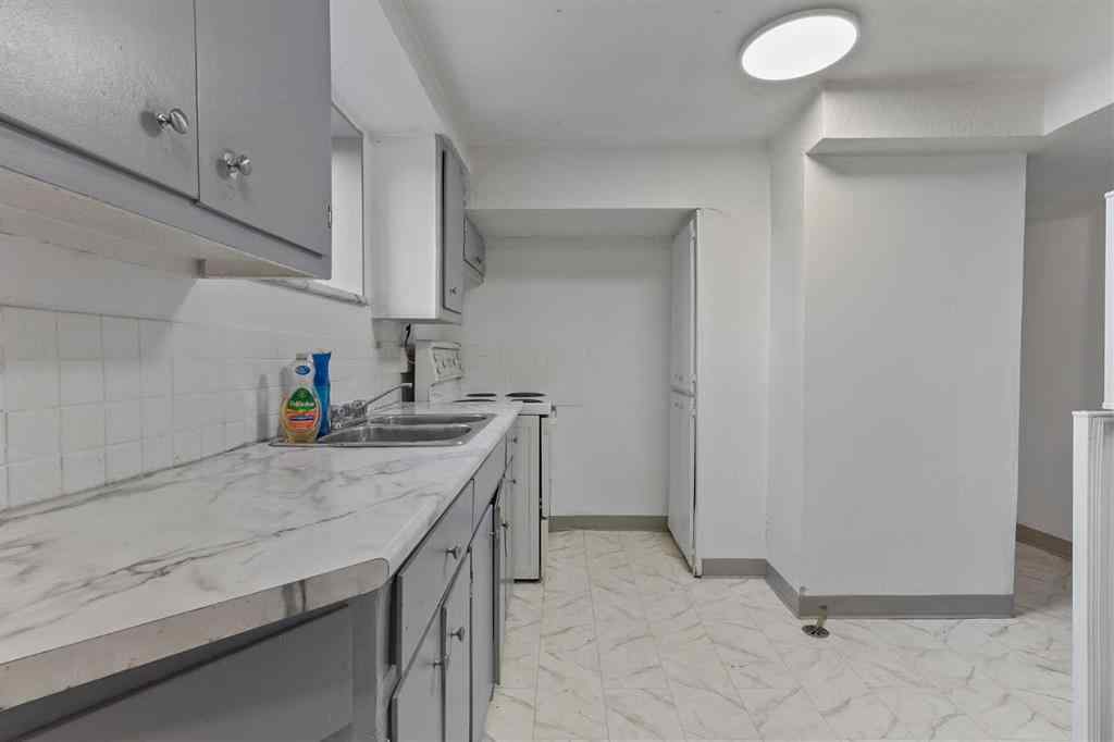 MLS® A2269300 - 2139 5 Avenue N in Westminster Lethbridge, Residential