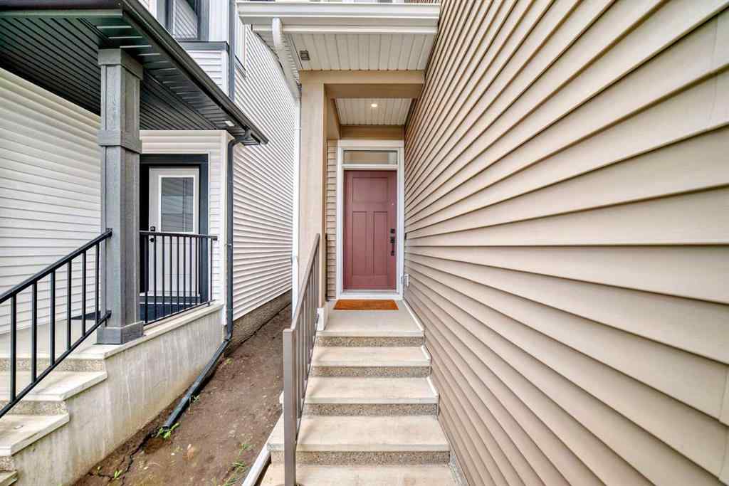 MLS® A2269301 - 171 Hotchkiss Manor SE in Hotchkiss Calgary, Residential