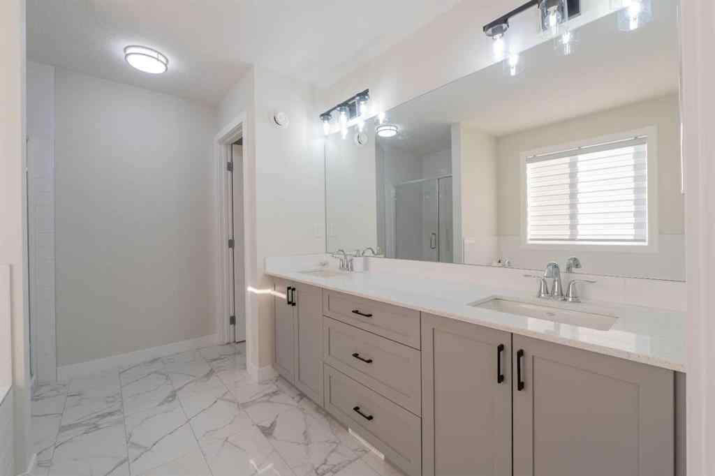 MLS® A2269302 - 15 Midgrove Drive SW in Midtown Airdrie, Residential