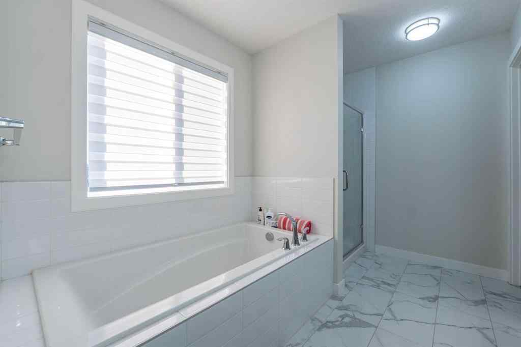 MLS® A2269302 - 15 Midgrove Drive SW in Midtown Airdrie, Residential