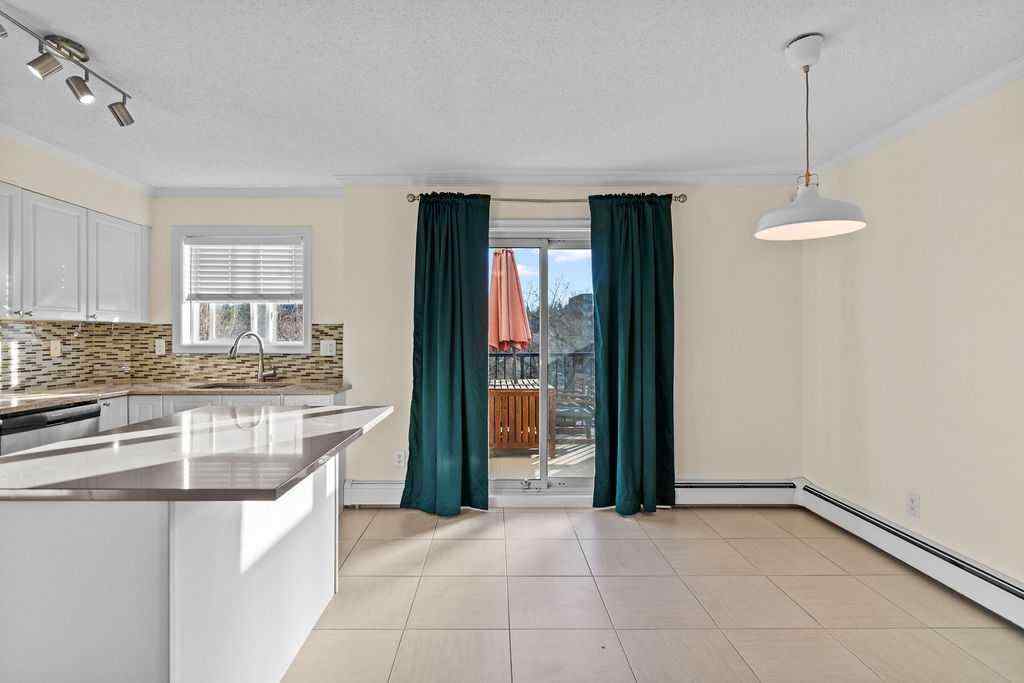 MLS® A2269304 - 1523 11 Street SW in Beltline Calgary, Residential