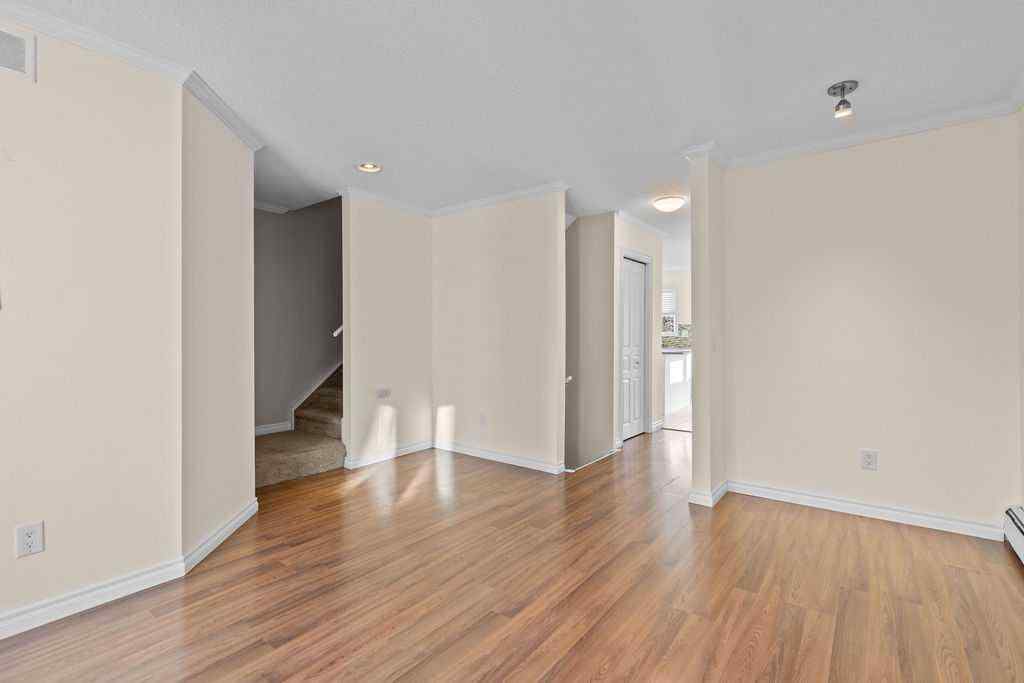 MLS® A2269304 - 1523 11 Street SW in Beltline Calgary, Residential