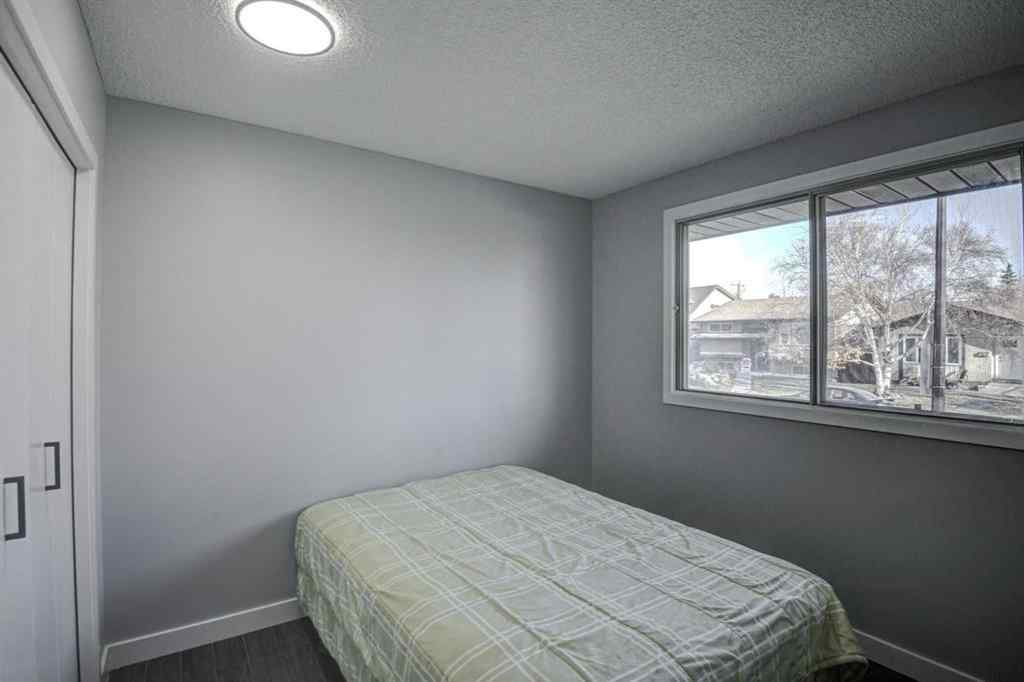 MLS® A2269305 - 11 Ogmoor Crescent SE in Ogden Calgary, Residential