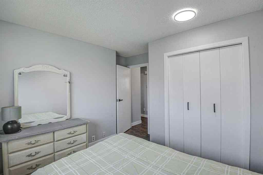 MLS® A2269305 - 11 Ogmoor Crescent SE in Ogden Calgary, Residential