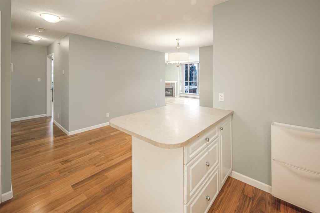 MLS&reg; # A2269310 - Unit #1805 650 10 Street SW in Downtown West End Calgary, Residential Open Houses