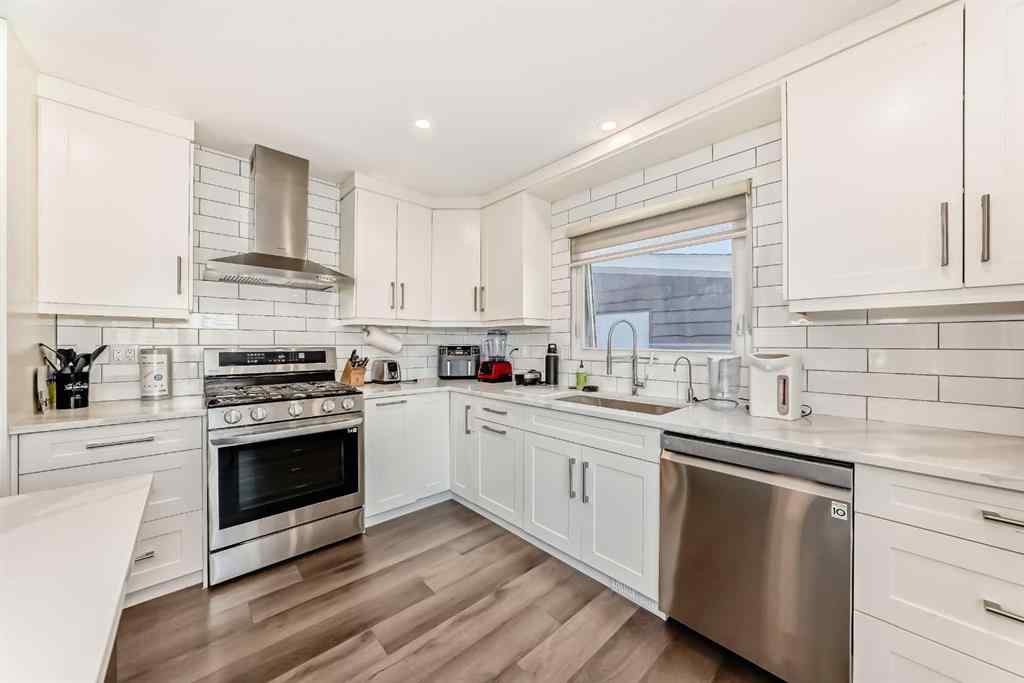 MLS&reg; # A2269311 - 9816 Palistone Road SW in Palliser Calgary, Residential Open Houses