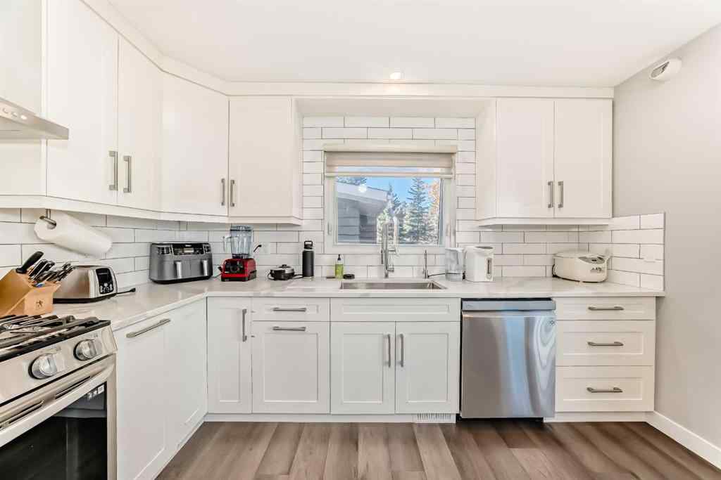 MLS&reg; # A2269311 - 9816 Palistone Road SW in Palliser Calgary, Residential Open Houses