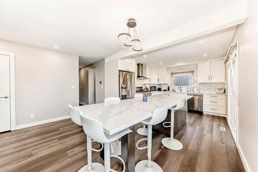 MLS&reg; # A2269311 - 9816 Palistone Road SW in Palliser Calgary, Residential Open Houses