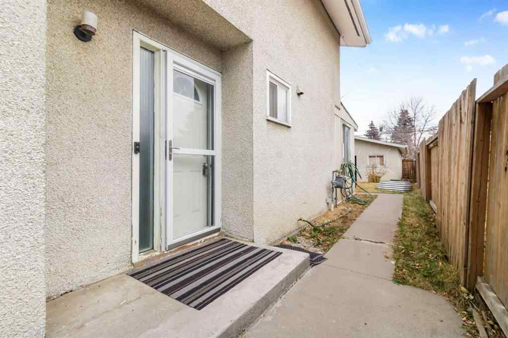 MLS&reg; # A2269312 - 2036 39 Street SE in Forest Lawn Calgary, Residential Open Houses