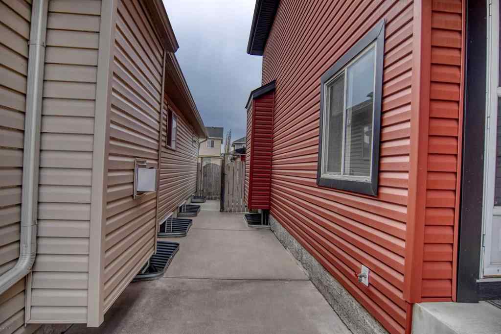 MLS® A2269313 - 21 Martha's Green NE in Martindale Calgary, Residential