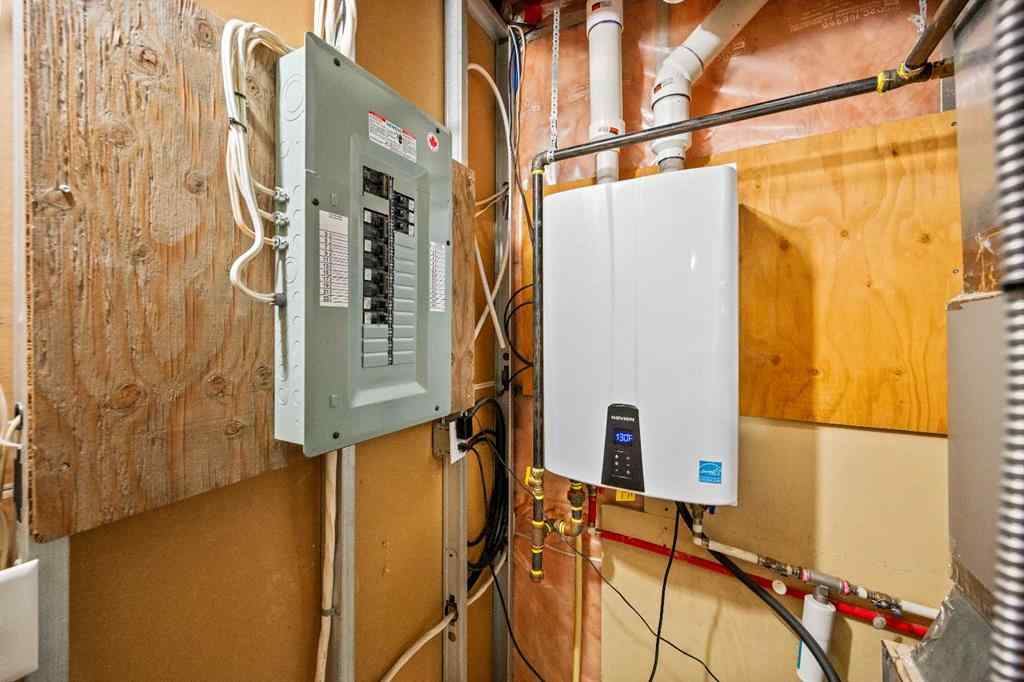 MLS® A2269313 - 21 Martha's Green NE in Martindale Calgary, Residential