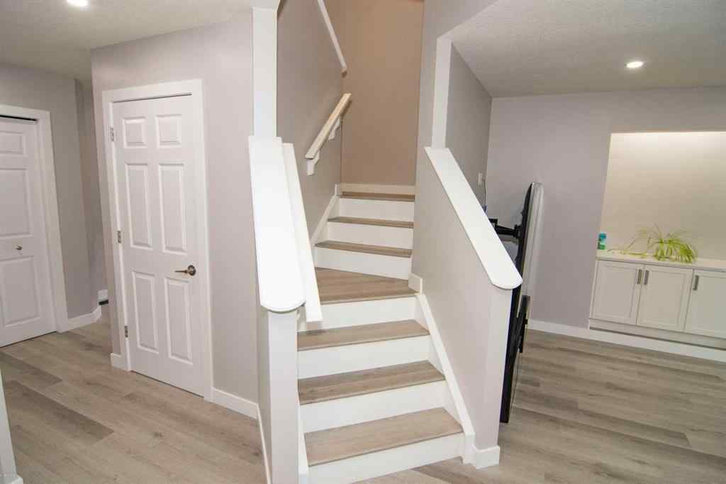 MLS® A2269313 - 21 Martha's Green NE in Martindale Calgary, Residential