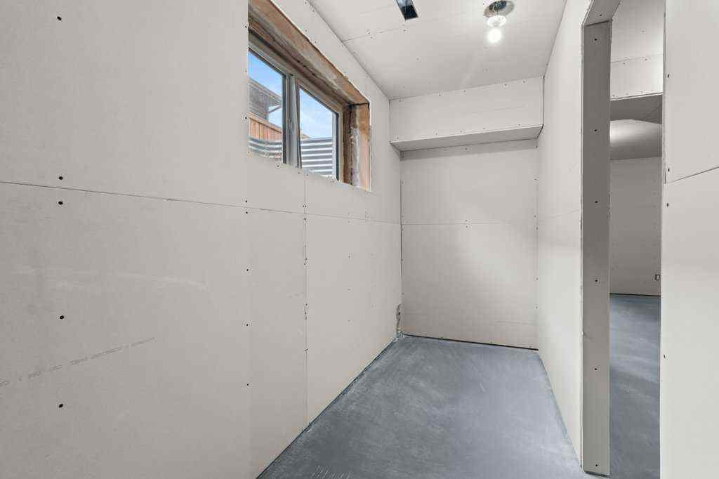 MLS&reg; # A2269320 - 85 Crestview Boulevard  in Crestview Sylvan Lake, Residential Open Houses