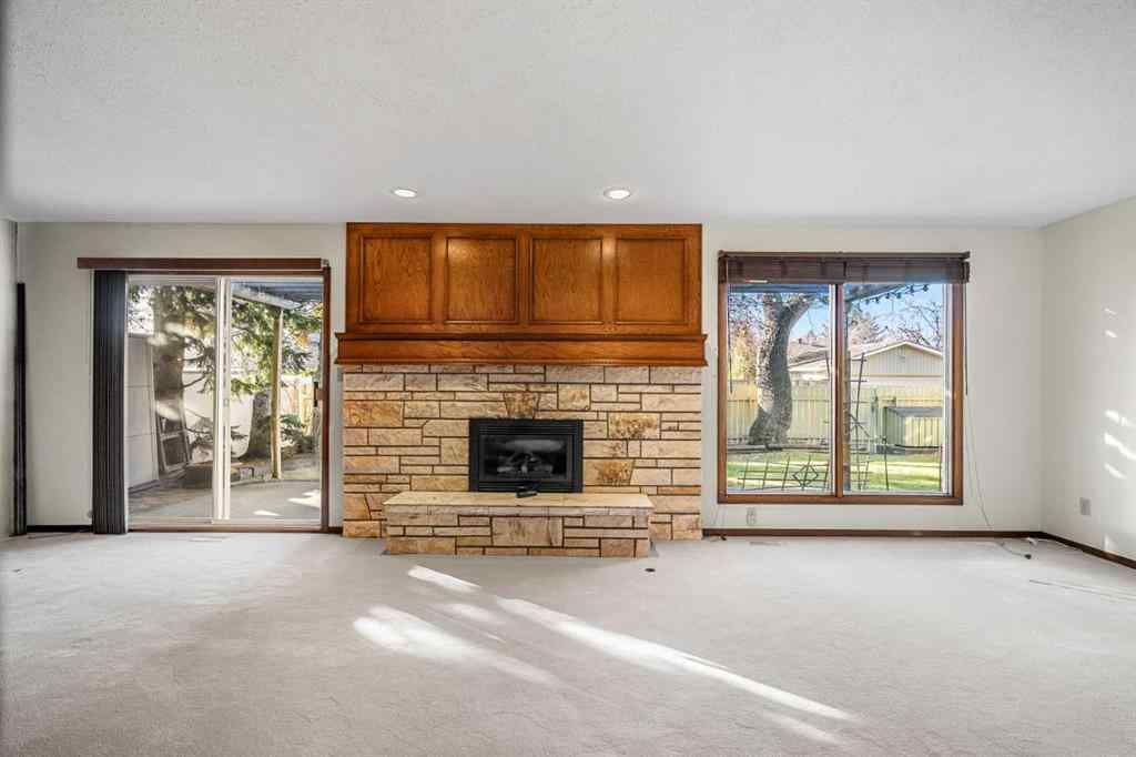 MLS® A2269323 - 720 Parkvalley Road SE in Parkland Calgary, Residential