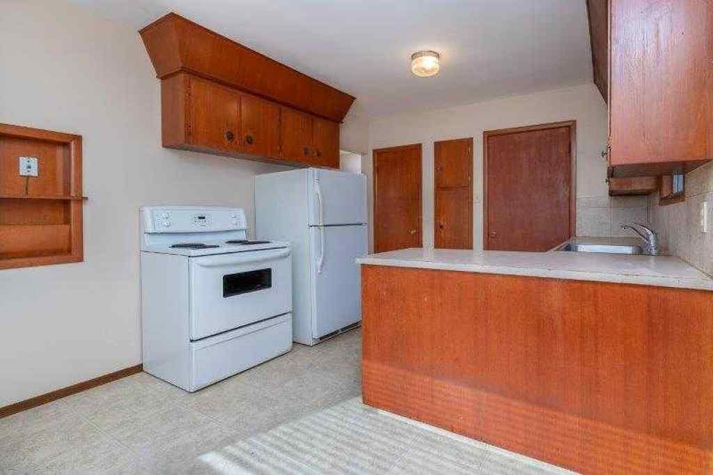 MLS&reg; # A2269324 - 6803 6 Street SW in Kingsland Calgary, Residential Open Houses