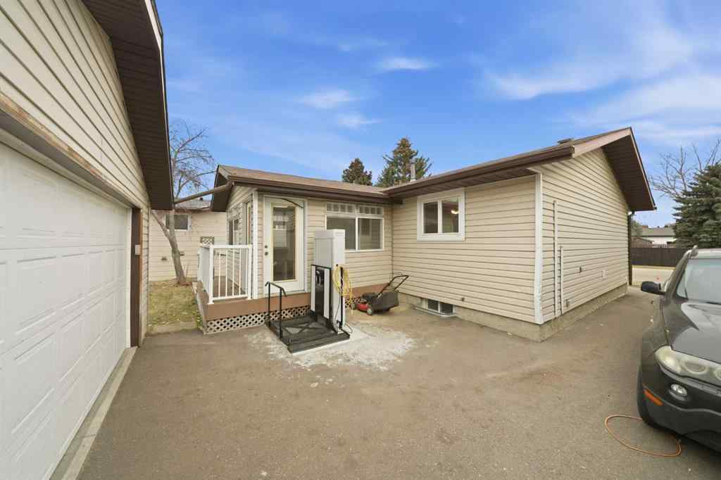 MLS® A2269326 - 105 Cunningham Crescent  in Clearview Meadows Red Deer, Residential