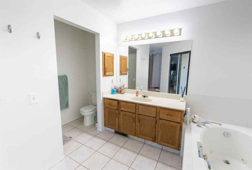 MLS® A2269327 - 33 Sundown Close SE in Sundance Calgary, Residential