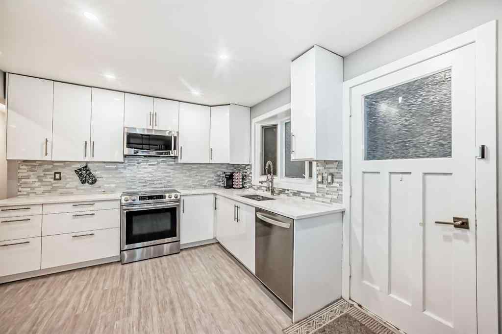 MLS® A2269331 - 466 Huntley Way NE in Huntington Hills Calgary, Residential