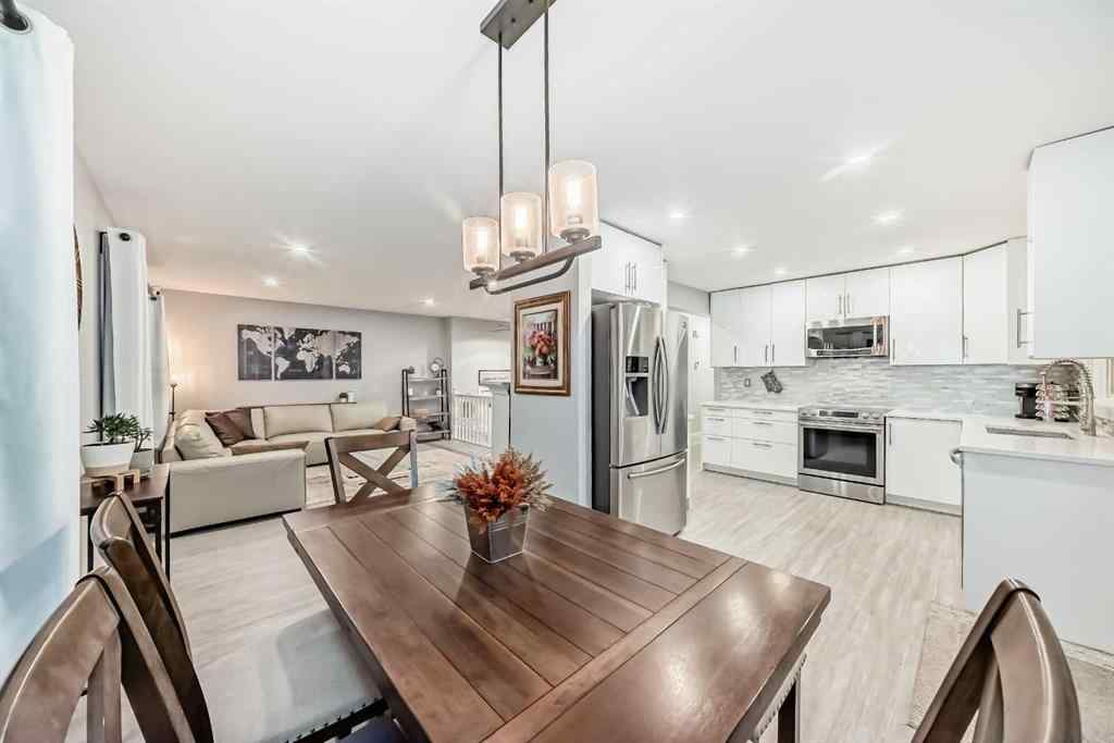 MLS® A2269331 - 466 Huntley Way NE in Huntington Hills Calgary, Residential