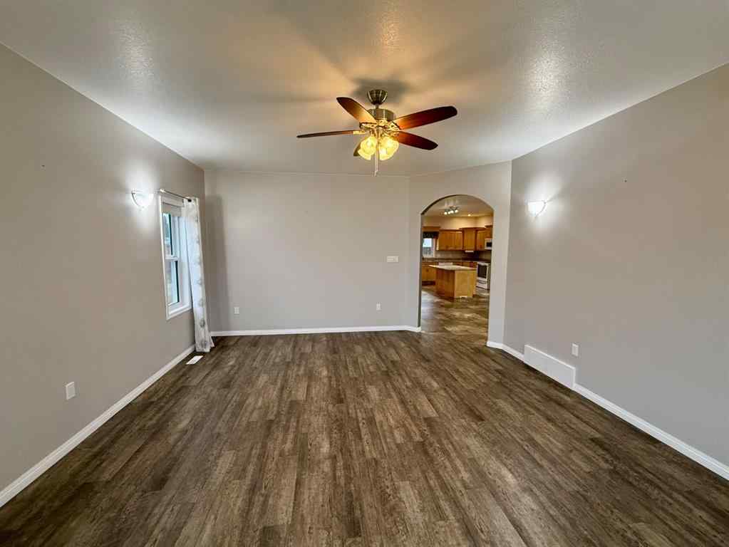 MLS® # A2269332 - 9005 Forest ST   in NONE La Crete, Residential Open Houses