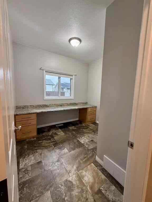 MLS® # A2269332 - 9005 Forest ST   in NONE La Crete, Residential Open Houses