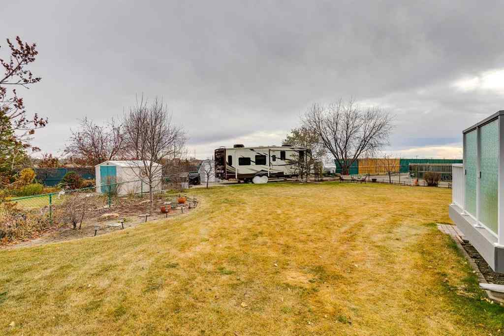 MLS&reg; # A2269339 - 123 Springmere Place  in Westmere Chestermere, Residential Open Houses