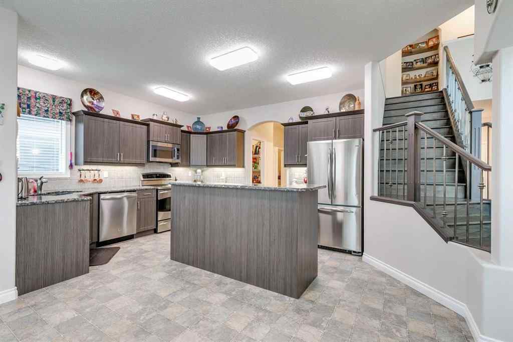 MLS&reg; # A2269339 - 123 Springmere Place  in Westmere Chestermere, Residential Open Houses