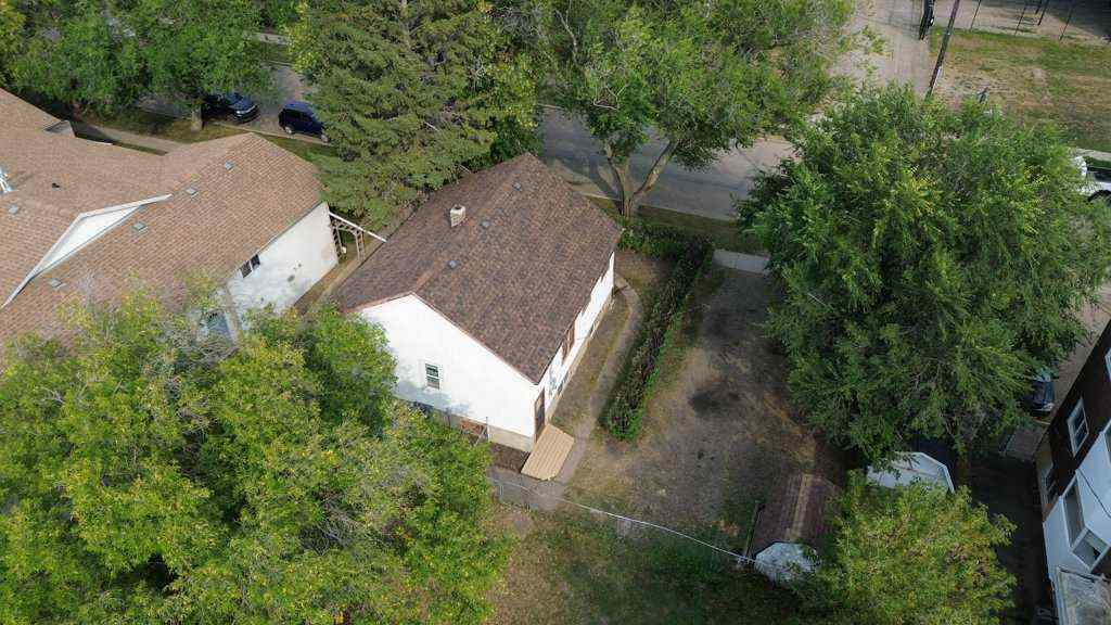 MLS&reg; # A2269341 - 5812 52 Avenue  in Riverside Meadows Red Deer, Residential Open Houses