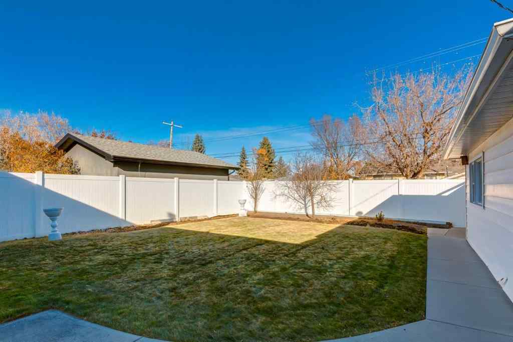 MLS® # A2269344 - 178 Windermere Road SW in Wildwood Calgary, Residential Open Houses