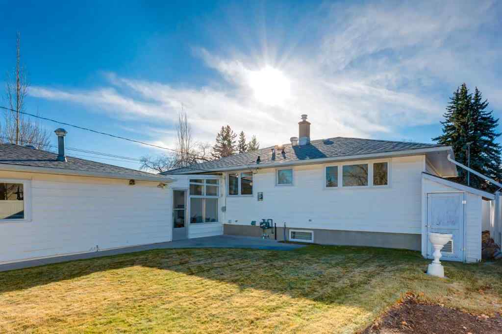MLS® # A2269344 - 178 Windermere Road SW in Wildwood Calgary, Residential Open Houses