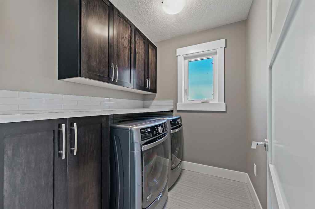 MLS® A2269345 - 443 28 Avenue NW in Mount Pleasant Calgary, Residential