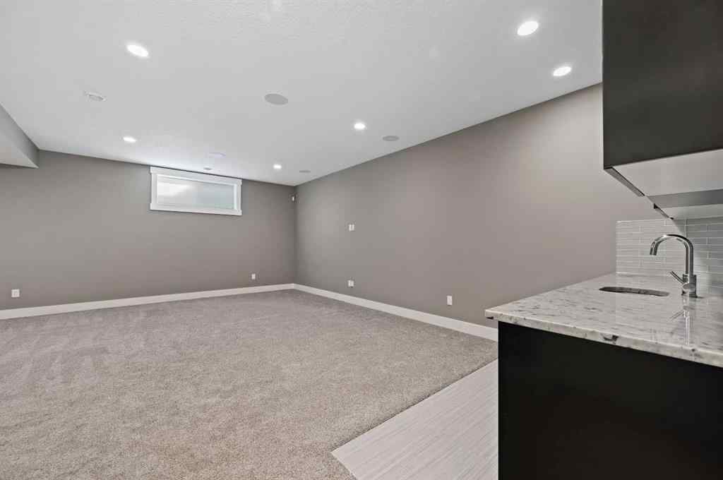 MLS® A2269345 - 443 28 Avenue NW in Mount Pleasant Calgary, Residential