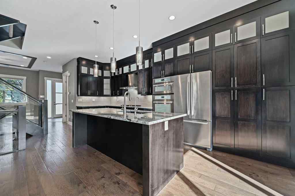 MLS® A2269345 - 443 28 Avenue NW in Mount Pleasant Calgary, Residential