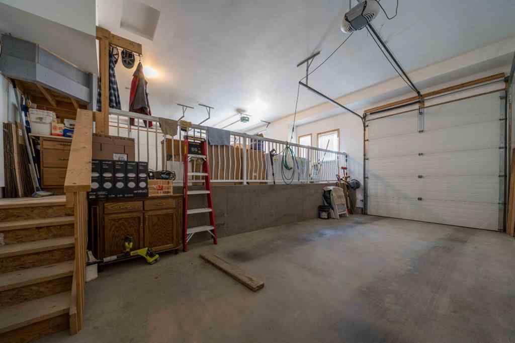 MLS® A2269348 - 75 Sunset Road SW in SW Southridge Medicine Hat, Residential