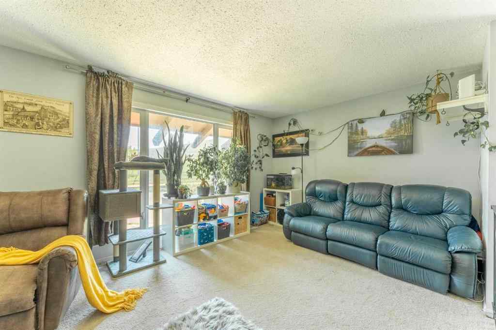 MLS® A2269349 - 53 Beaconsfield Crescent NW in Beddington Heights Calgary, Residential