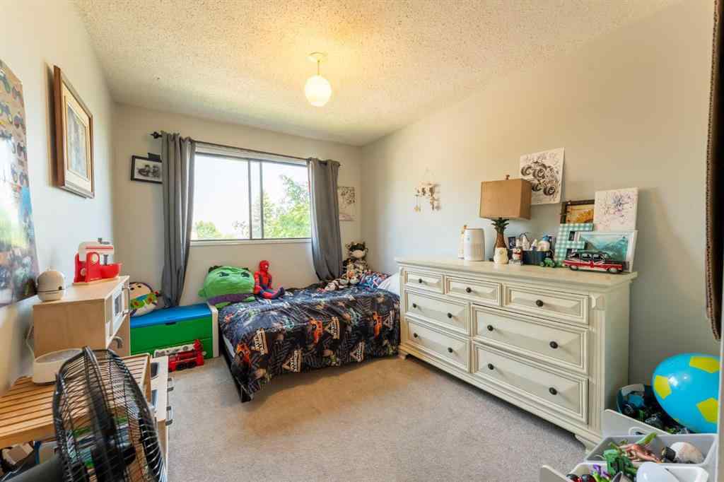 MLS® A2269349 - 53 Beaconsfield Crescent NW in Beddington Heights Calgary, Residential