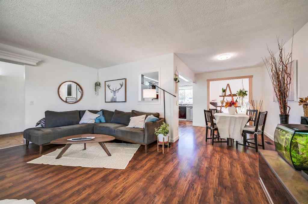 MLS® A2269350 - 828 Queensland Drive SE in Queensland Calgary, Residential